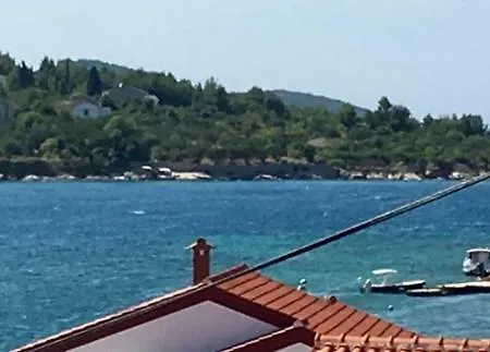 Tonka Luce Nebo